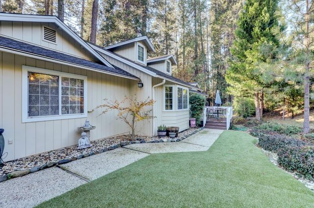 364 Gracie Rd, Nevada City, CA 95959