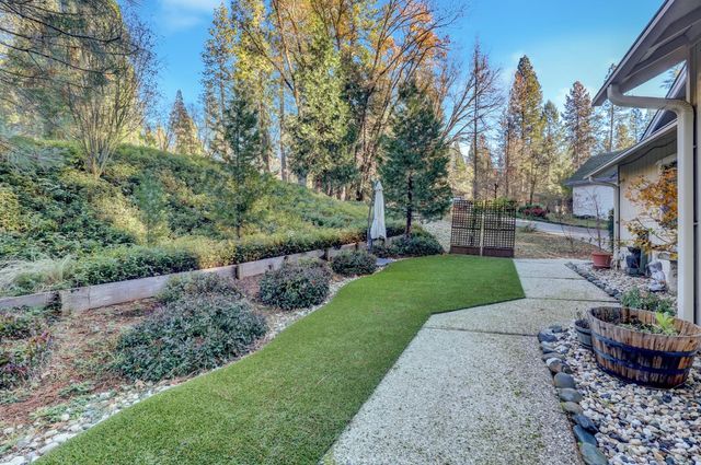 364 Gracie Rd, Nevada City, CA 95959