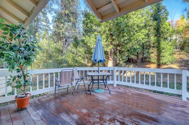 364 Gracie Rd, Nevada City, CA 95959