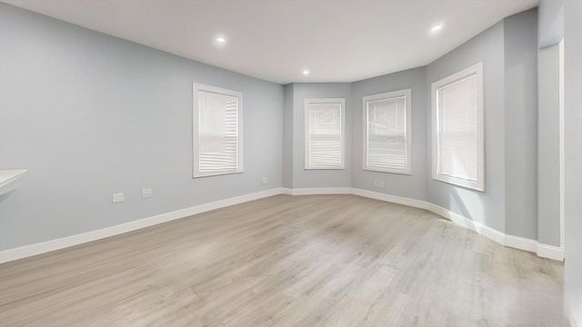 346 Cherry 2, Newton, MA 02465