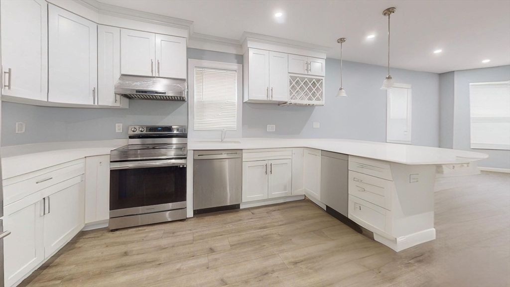 346 Cherry 2, Newton, MA 02465