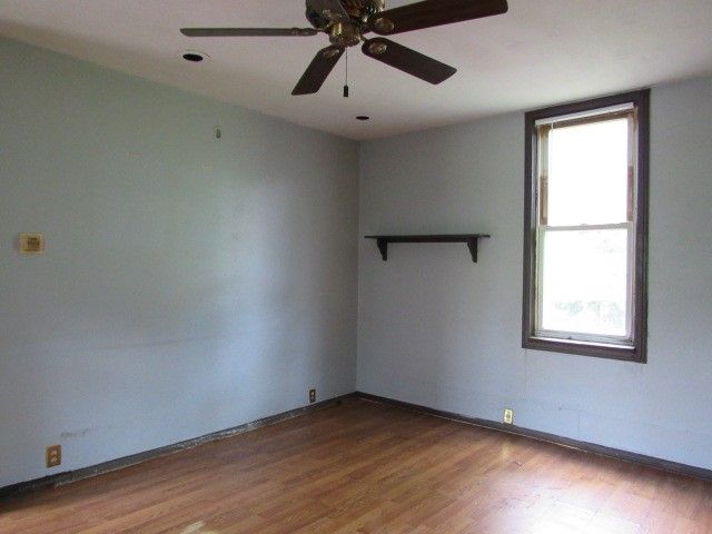 240 Penn Adamsburg Road, Hempfield Twp, PA 15675