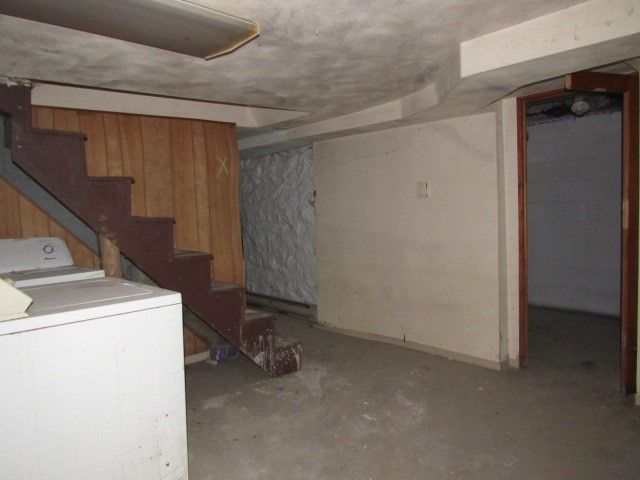 240 Penn Adamsburg Road, Hempfield Twp, PA 15675