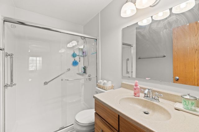 487 Sunrise Circle, Pleasant Hill, IA 50327