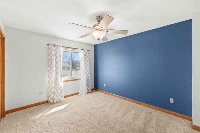 487 Sunrise Circle, Pleasant Hill, IA 50327