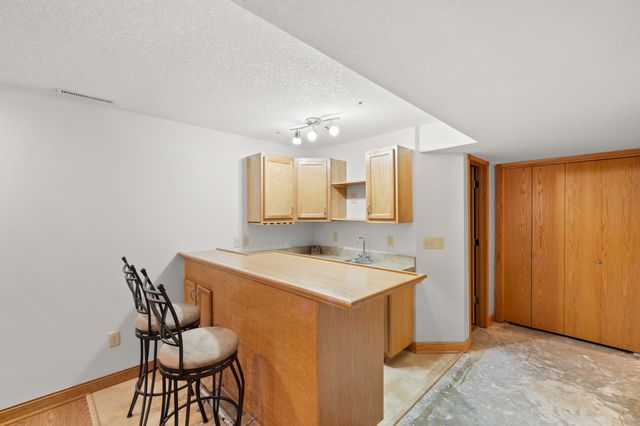 487 Sunrise Circle, Pleasant Hill, IA 50327