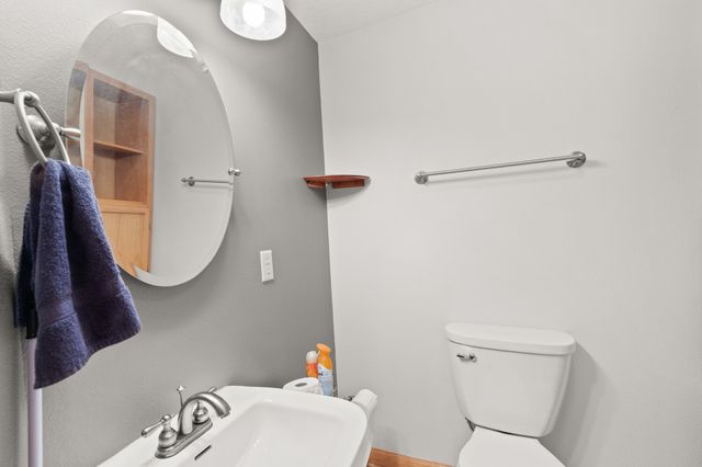 487 Sunrise Circle, Pleasant Hill, IA 50327