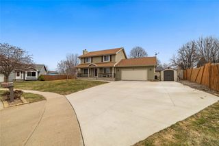 487 Sunrise Circle, Pleasant Hill, IA 50327