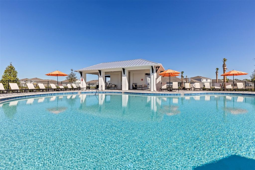 Image 35 of property listing at 10928 44TH AVENUE E, Palmetto, FL 34221