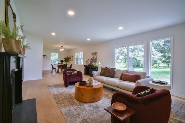 88 Stuyvesant Road, Pittsford, NY 14534