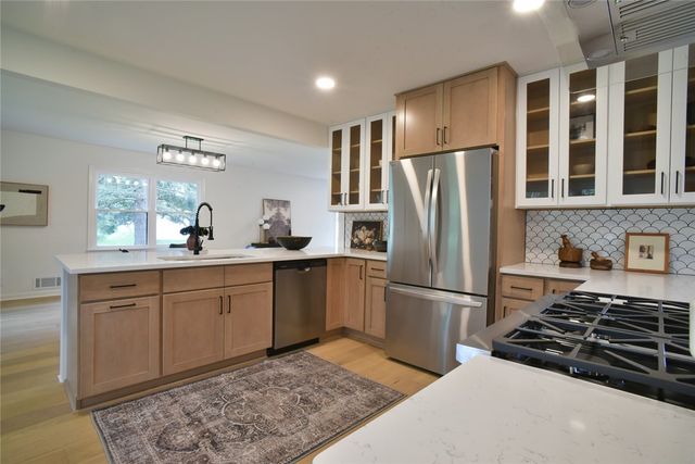 88 Stuyvesant Road, Pittsford, NY 14534