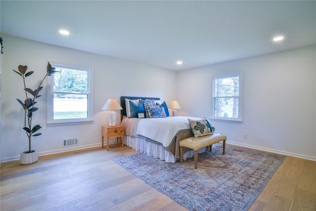 88 Stuyvesant Road, Pittsford, NY 14534
