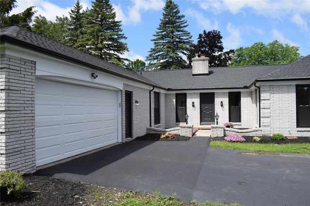 88 Stuyvesant Road, Pittsford, NY 14534