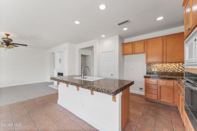 6304 Starview Drive, Lancaster, CA 93536