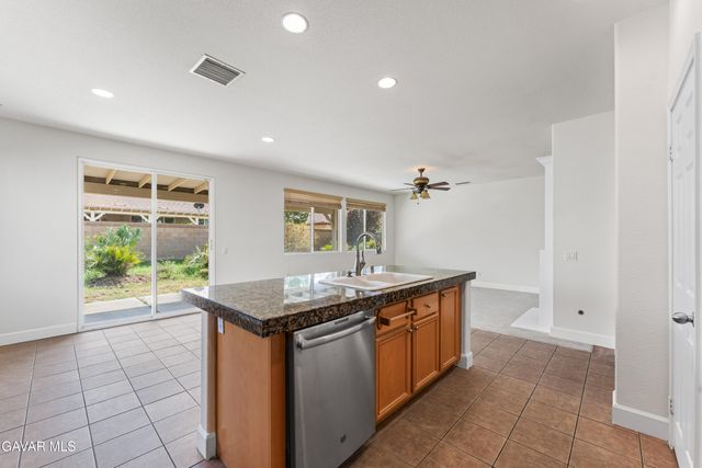 6304 Starview Drive, Lancaster, CA 93536