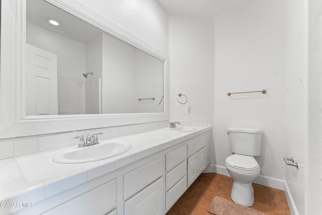 6304 Starview Drive, Lancaster, CA 93536