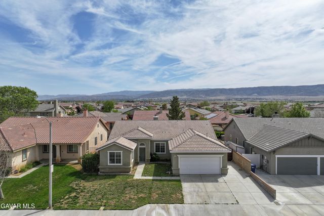 6304 Starview Drive, Lancaster, CA 93536