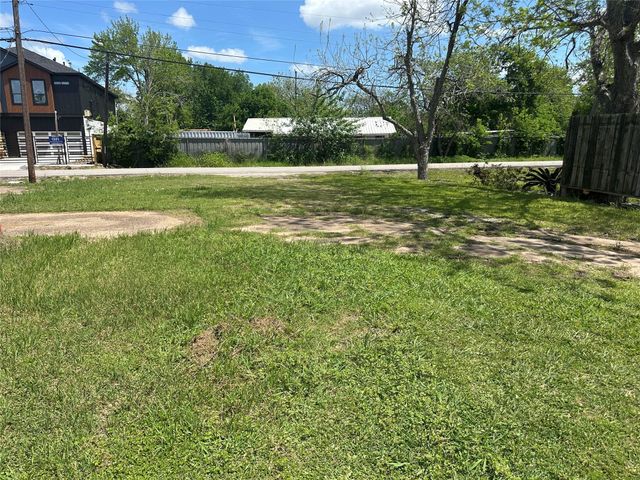 8019 Scott Street, Houston, TX 77051