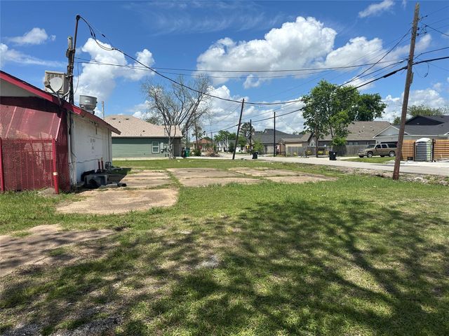 8019 Scott Street, Houston, TX 77051