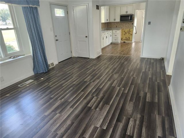 106 Kavanaugh Street, Trenton, MO 64683