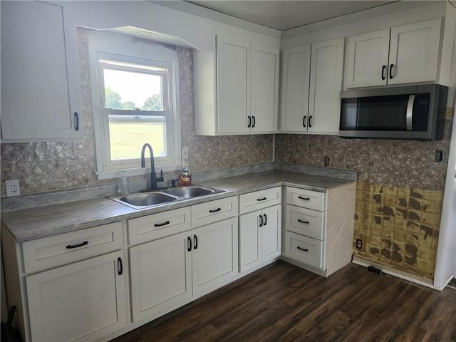 106 Kavanaugh Street, Trenton, MO 64683