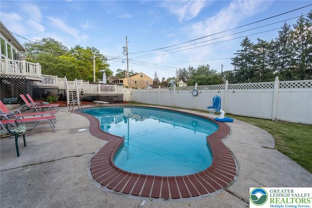 5560 Fairway Drive, Exeter Twp, PA 19606