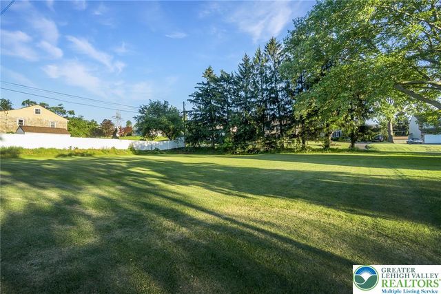 5560 Fairway Drive, Exeter Twp, PA 19606