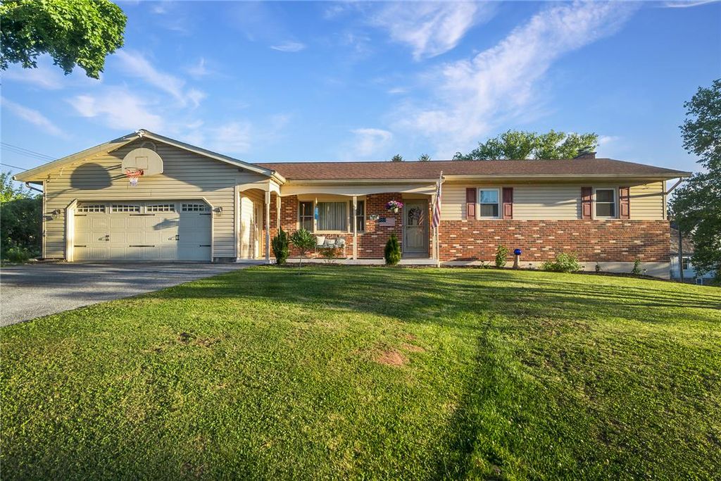 5560 Fairway Drive, Exeter Twp, PA 19606