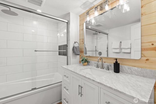 15329 104th Avenue SE, Yelm, WA 98597