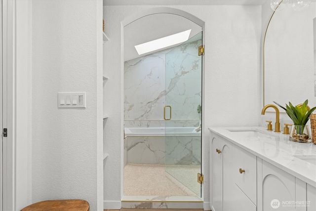 15329 104th Avenue SE, Yelm, WA 98597