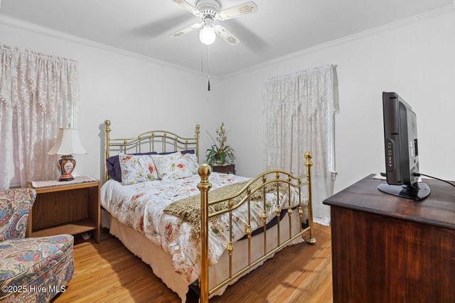 2402 Carey Road, Kinston, NC 28504