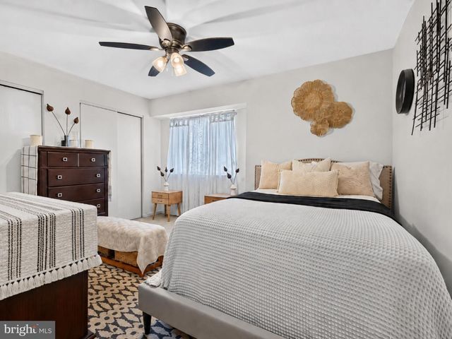 6 ERBITEA LN, New Castle, DE 19720