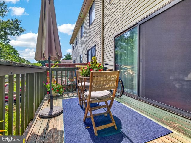 6 ERBITEA LN, New Castle, DE 19720