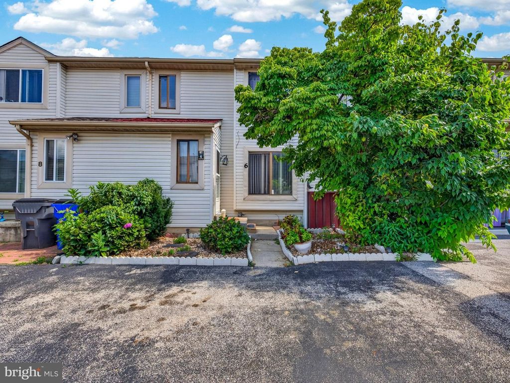 6 ERBITEA LN, New Castle, DE 19720