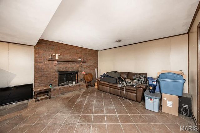 1299 Pin Oak Lane, Caseyville, IL 62232