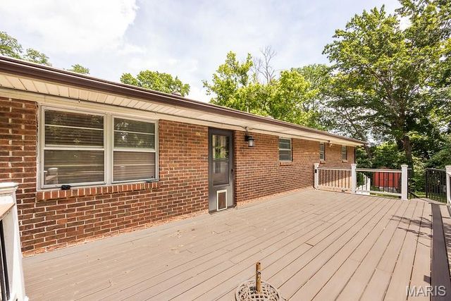 1299 Pin Oak Lane, Caseyville, IL 62232