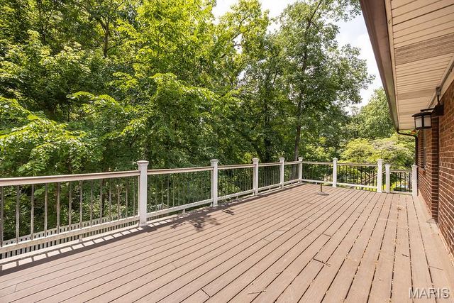 1299 Pin Oak Lane, Caseyville, IL 62232