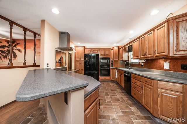 1299 Pin Oak Lane, Caseyville, IL 62232