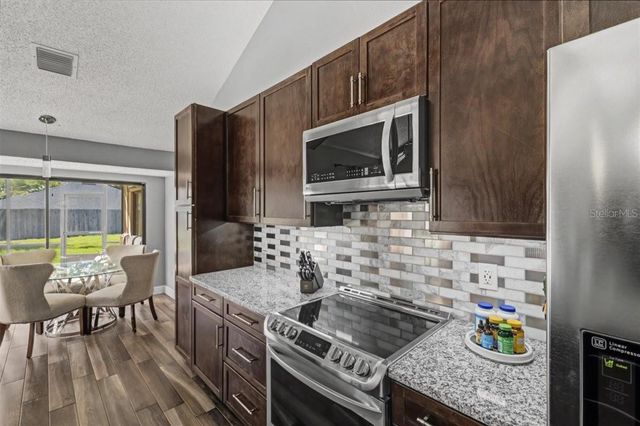 1148 LAKE FRANCIS DRIVE, Apopka, FL 32712