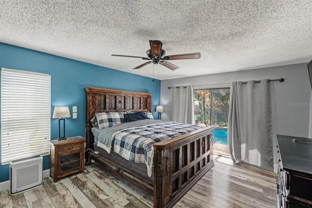 Image 21 of property listing at 1148 LAKE FRANCIS DRIVE, Apopka, FL 32712