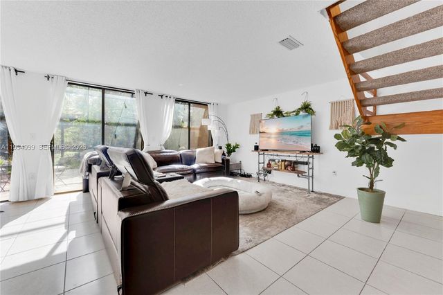 10003 Costa Del Sol Blvd E-67, Doral, FL 33178