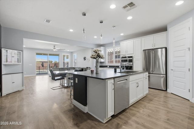 25669 N 161ST Avenue, Surprise, AZ 85387