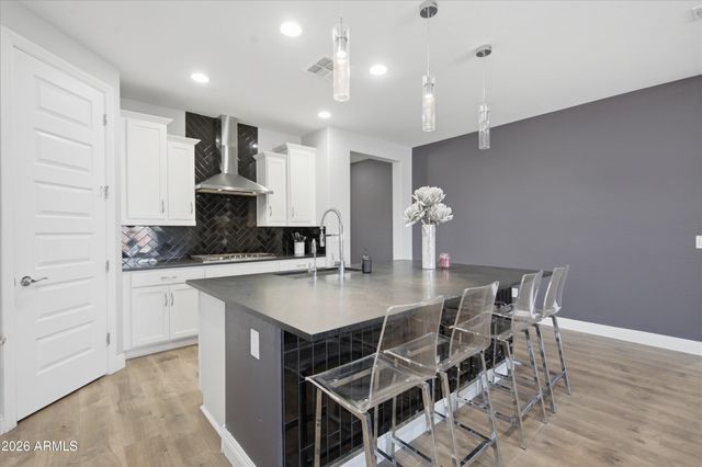 25669 N 161ST Avenue, Surprise, AZ 85387