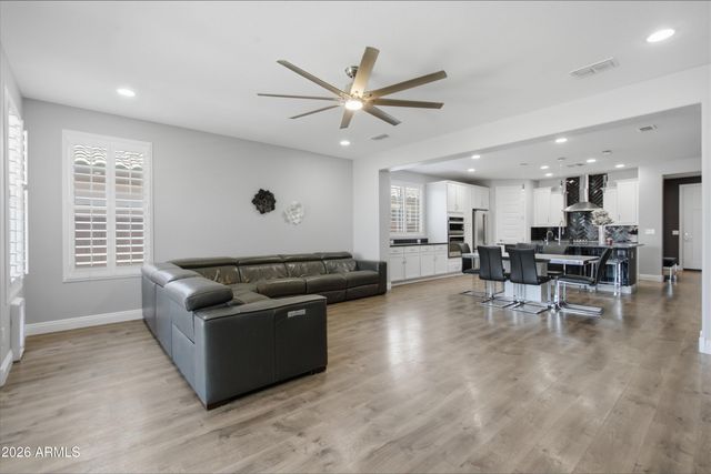 25669 N 161ST Avenue, Surprise, AZ 85387