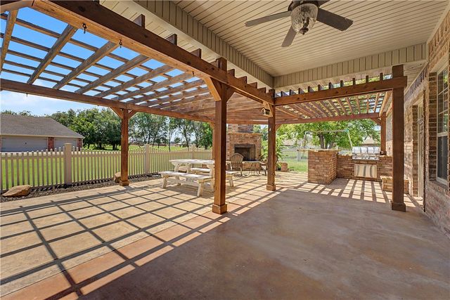 6209 Allie Francis Trail, Springdale, AR 72762