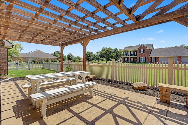 6209 Allie Francis Trail, Springdale, AR 72762