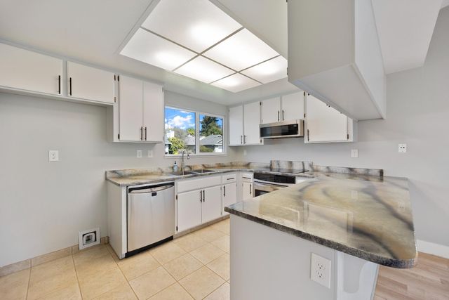 2238 Palmwood Ct, Rancho Cordova, CA 95670