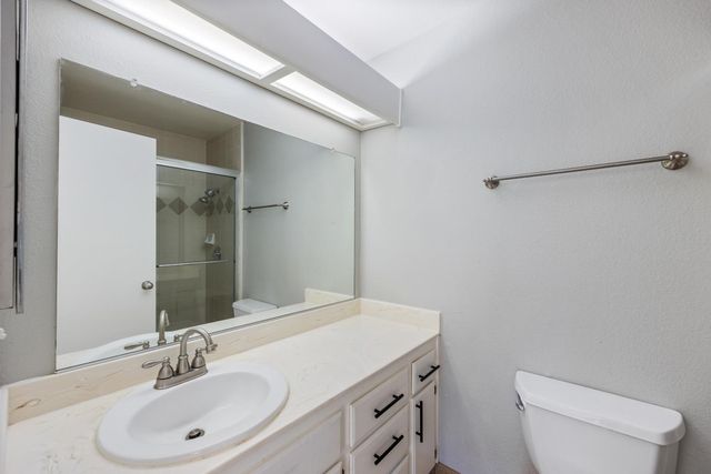 2238 Palmwood Ct, Rancho Cordova, CA 95670