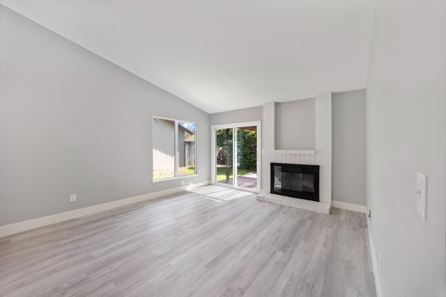 2238 Palmwood Ct, Rancho Cordova, CA 95670