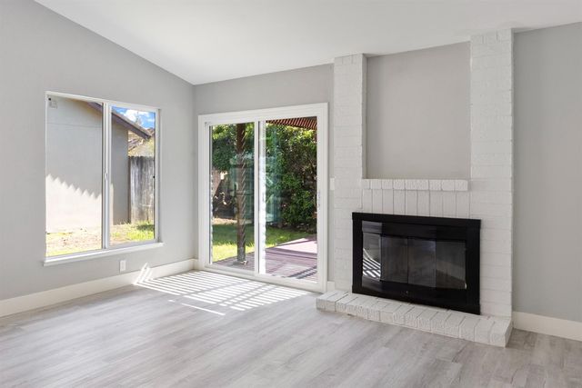 2238 Palmwood Ct, Rancho Cordova, CA 95670